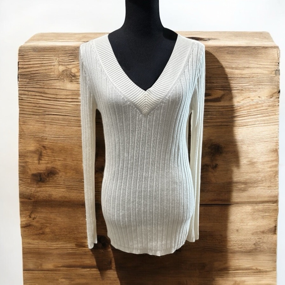 Y2K EDDIE BAUER WHITE RIBBED V-NECK SWEATER SIZE M
